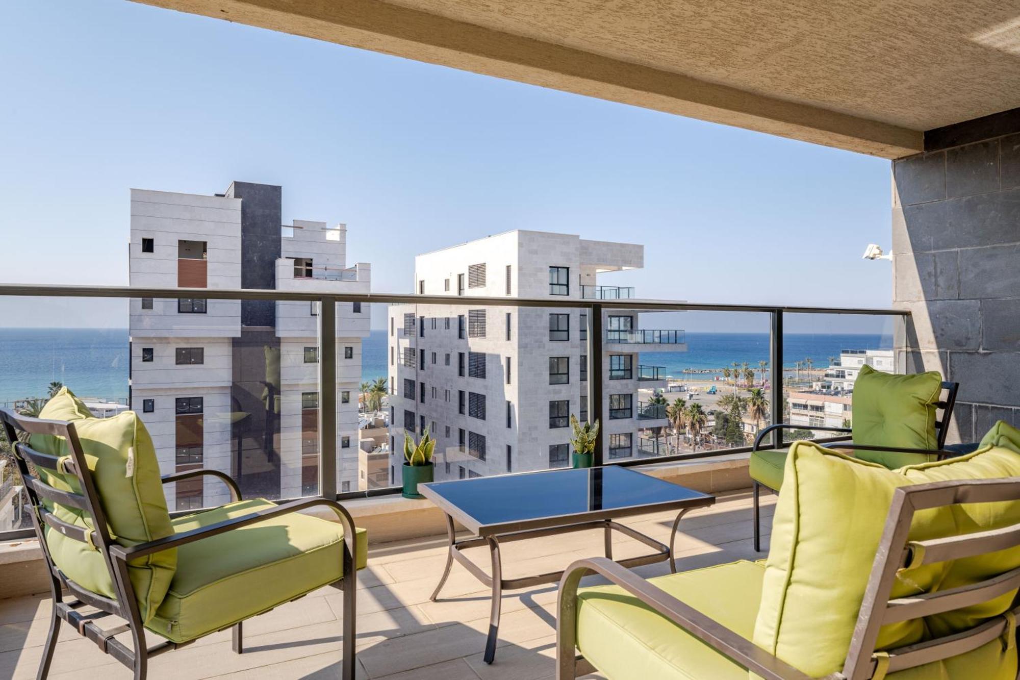 Balfour Sea View City Center Nahariya Exterior foto