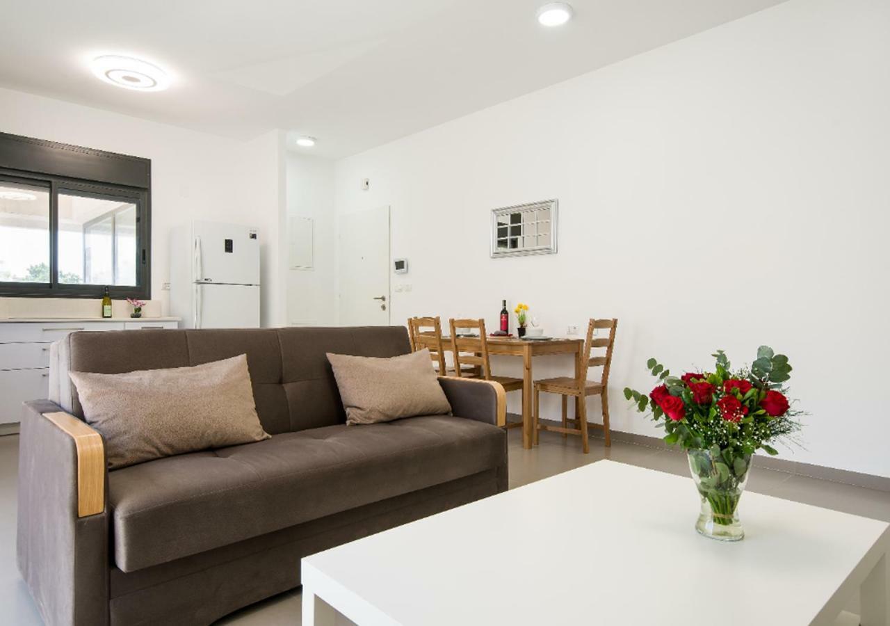 Balfour Sea View City Center Nahariya Exterior foto